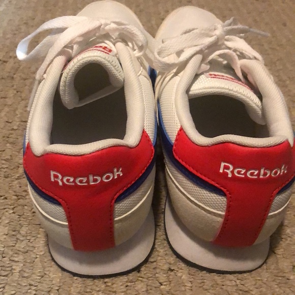 Women’s Reebok Classic Lace-Up Sneakers-Jogger style
EUC Style Size 7 1/2 No box - Picture 2 of 6